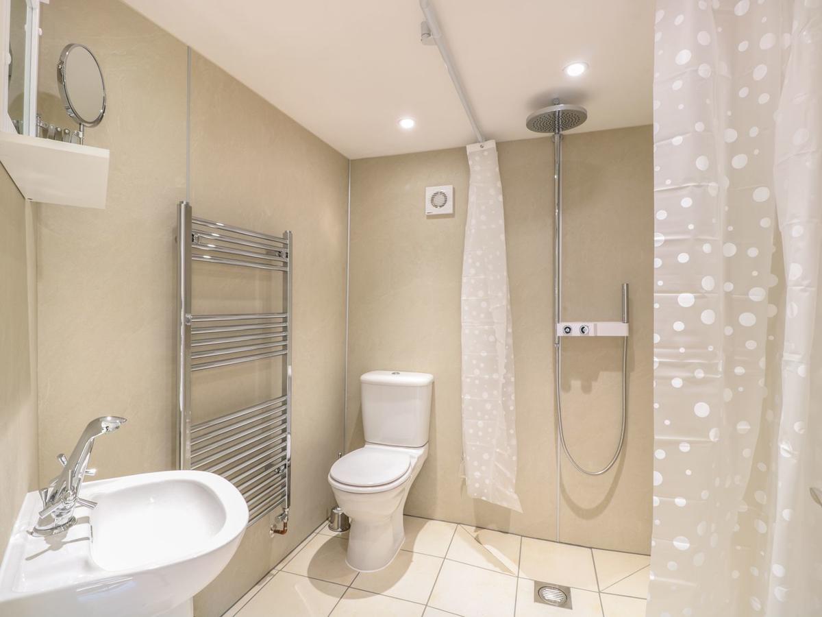 Brewery Lodge Lydney Ngoại thất bức ảnh